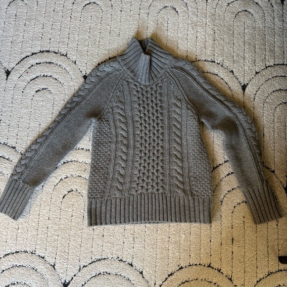 Burberry Light Gray Cowl Turtleneck Sweater with Cable Knit Design - Picture 2 of 5